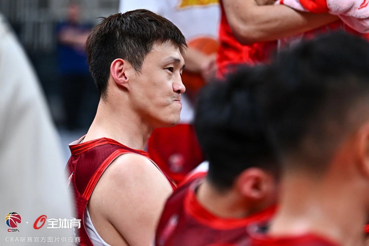 官方网站CBA常规赛冲刺阶段再迎强敌；深圳男篮止住颓势；主帅态度——话题不断；阵容厚度经受考验的简单介绍