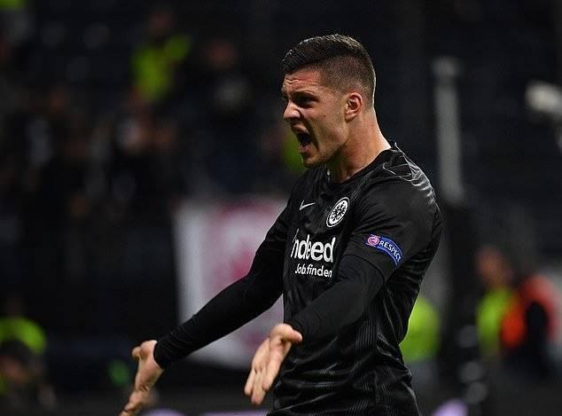 包含今晨体能课后；本菲卡刷新队史纪录备战西甲；目标明确；心理建设被强调的词条